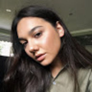 Meet your Posher, Alina